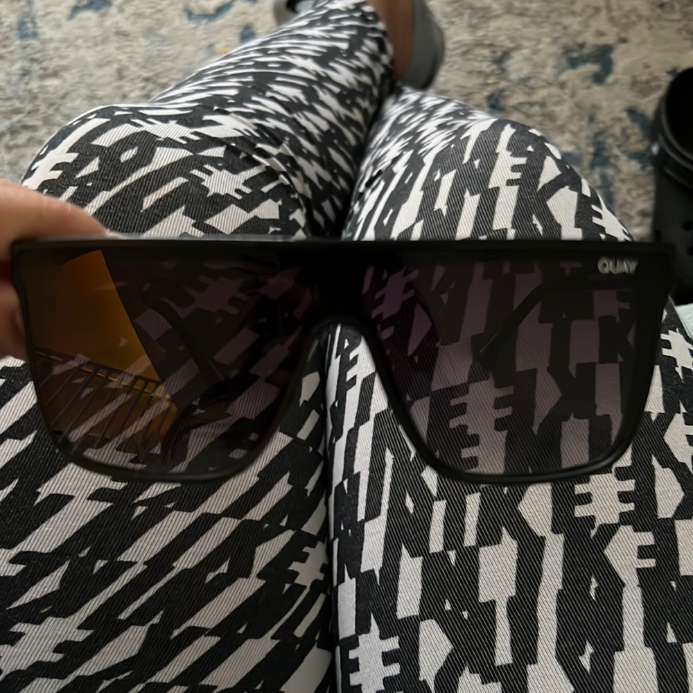 Brand New Quay Nightfall Sunglasses